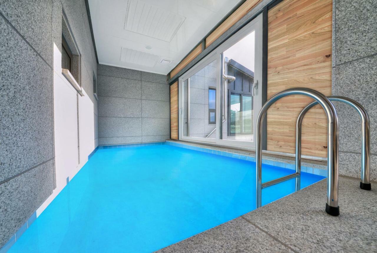 Lasso Pool Villa Сокчхо Екстер'єр фото